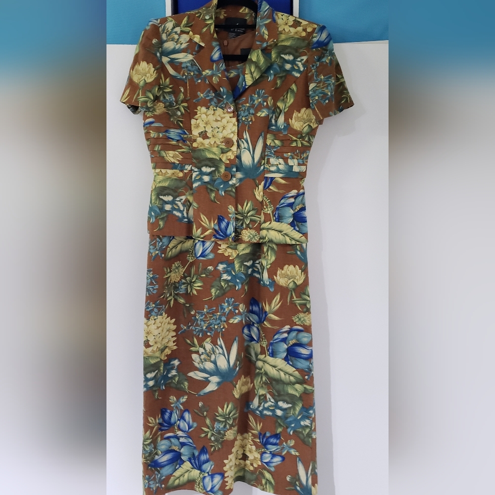 Two Piece Button Jacket and Floral Short Sleeve Zipper Dress Positive Attitude